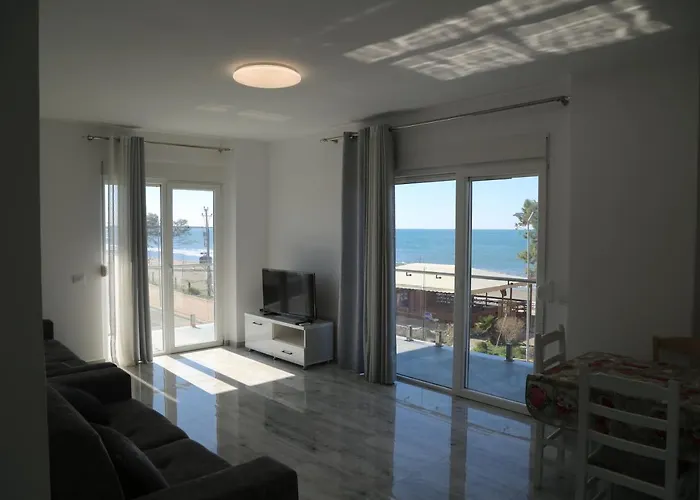 Anchor Apartments