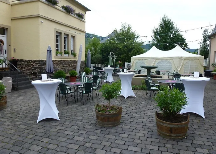 Wein- Und Landhaus S A Pruem