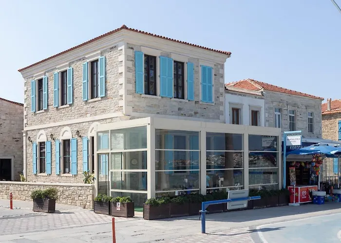 Marina Foca Hotel