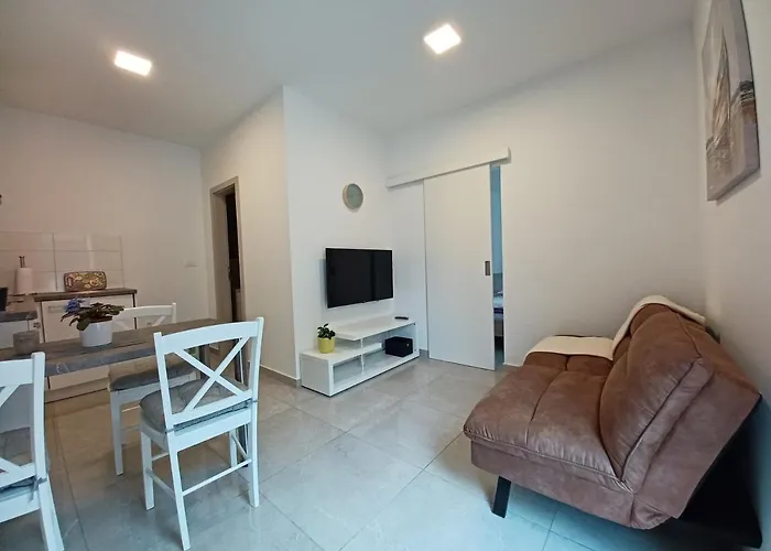 Apartments Leon 1