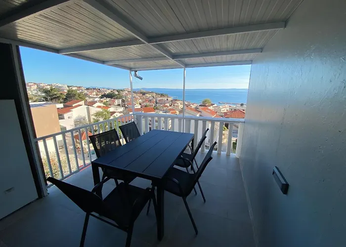 Maritom Apartments