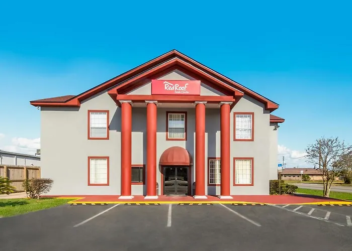 Red Roof Inn & Suites Pensacola-Nas Corry