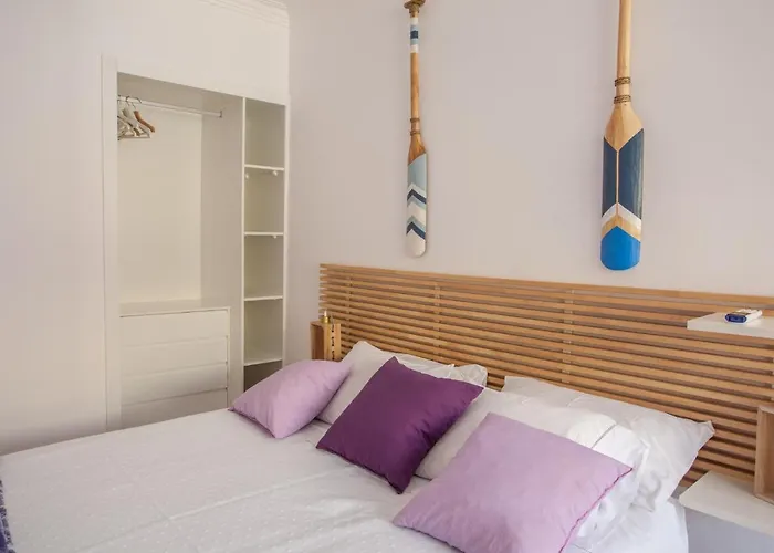 Sea Surf & The City- Beach Apt-Air Cond