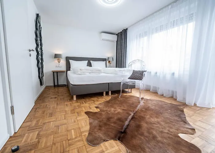 City Apartments FN L 6 KLIMATISIERT mit Balkon - Deluxe Doppelzimmer