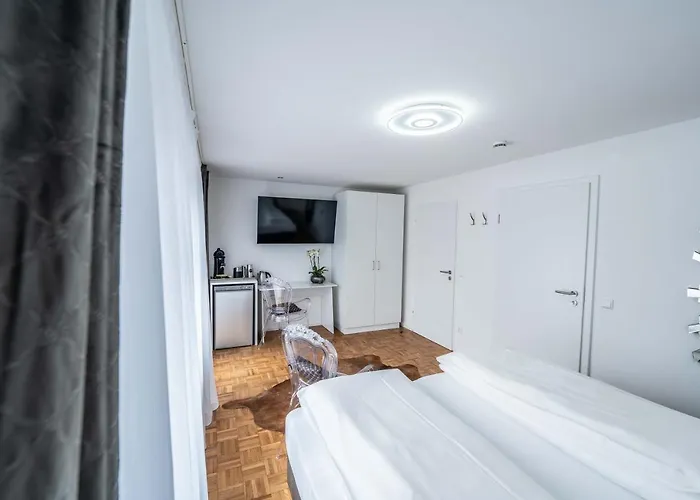 City Apartments FN L 6 KLIMATISIERT mit Balkon - Deluxe Doppelzimmer