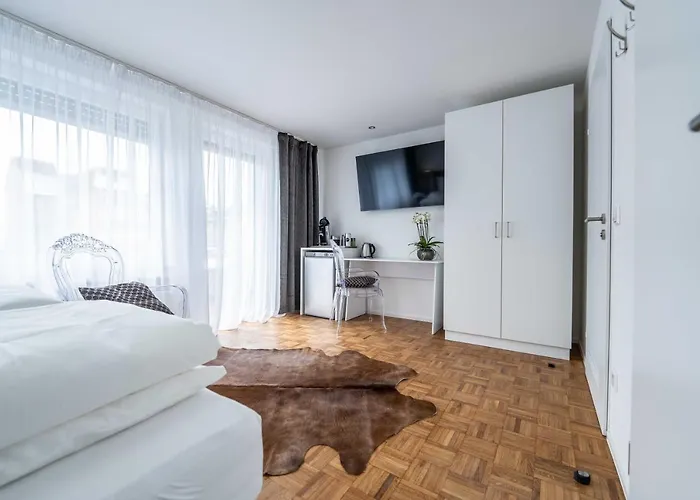 City Apartments FN L 6 KLIMATISIERT mit Balkon - Deluxe Doppelzimmer