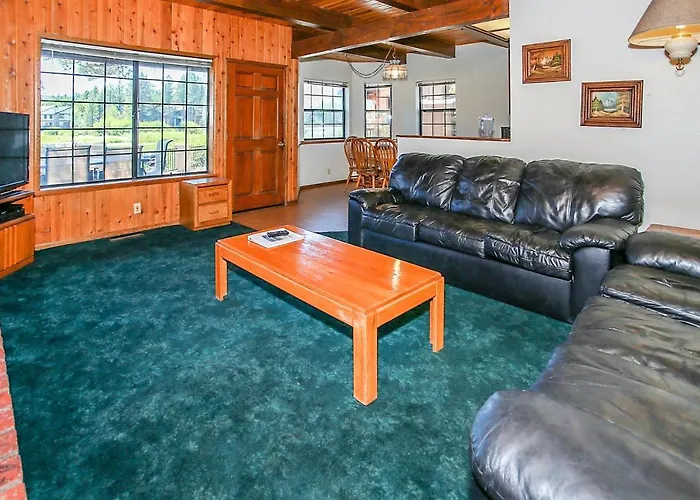 Breezy Estate Two Cabin Lakefront Group Combo By Big Bear Vacations