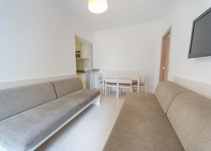 Apartamentos Embat
