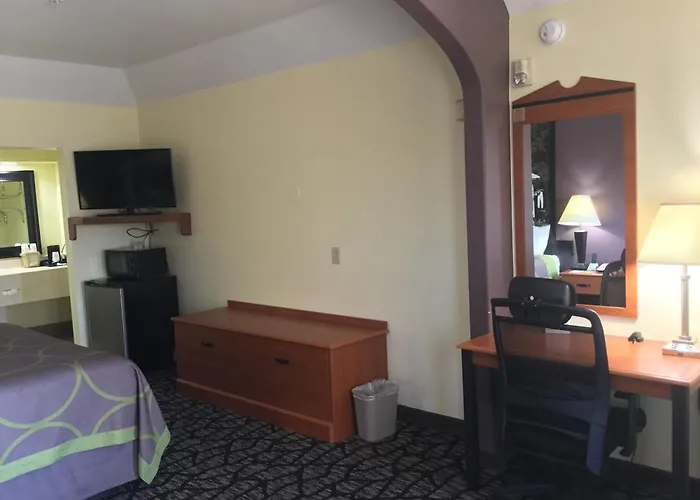 Super 8 By Wyndham Fairfield Tx