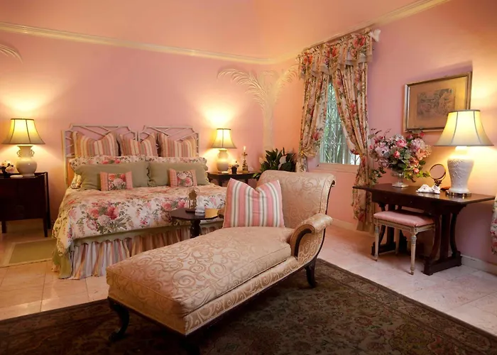 Graycliff Hotel