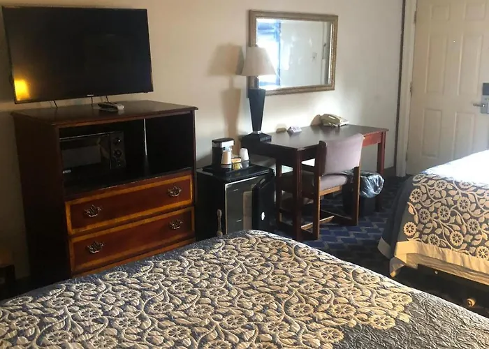 Aderi Hotel Lewisburg
