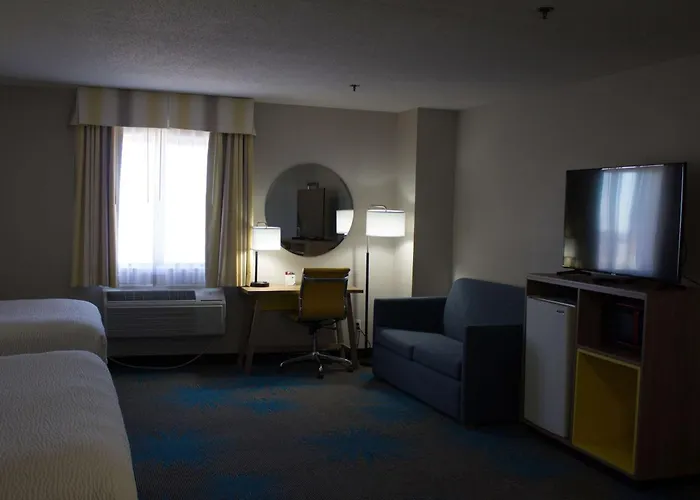 Days Inn By Wyndham Colby