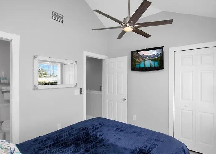 Majestic Marina Villa- 2 Bedroom Village At Hawks Cay