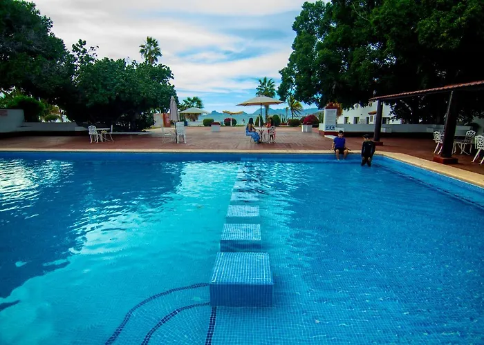 Hotel Playa De Cortes