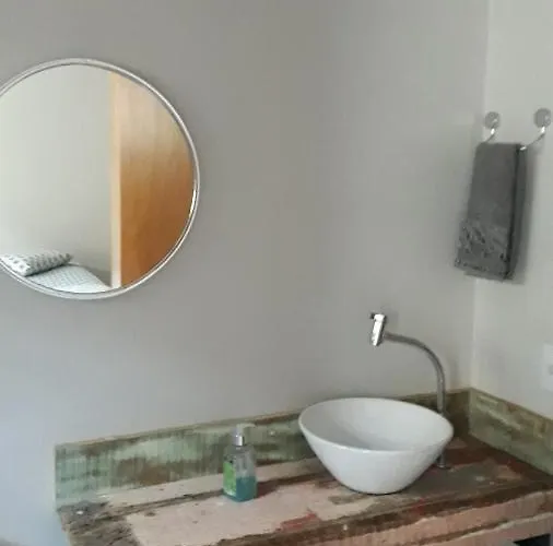 Studio Central IV