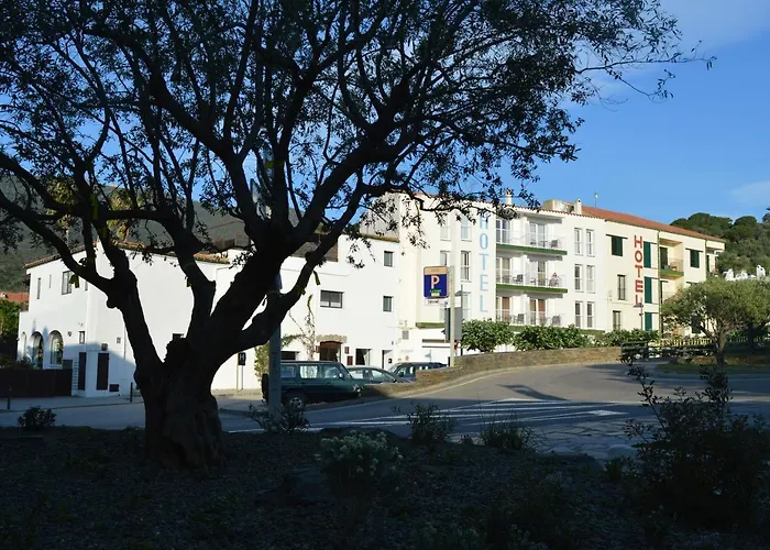 Hotel Nou Estrelles