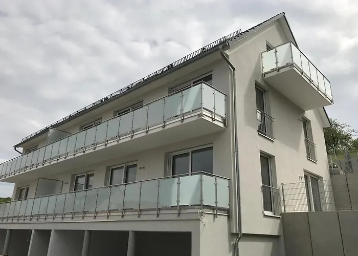 Sonniges 4 **** DG-Apartment mit Aufzug+Seeblick