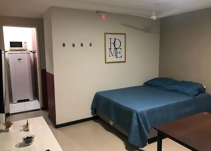 Flat Aju - Um jeitinho especial de se hospedar em Aracaju. Uma verdadeira suíte master todo mobiliado no capricho só para você.
