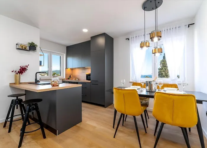 Cosmopolitan Apartments