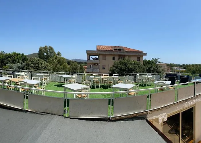 Green Gallery Hotel And Restaurant