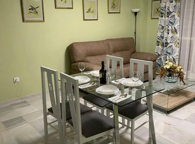 Apartamento Centrico “Los Pajaritos” Con Garaje.