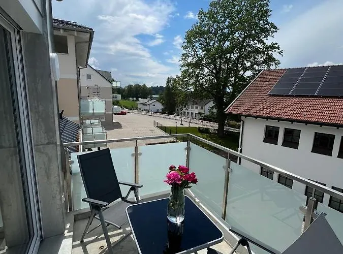 Traumhafte neue Dachterrassenwohnung am Soyener See