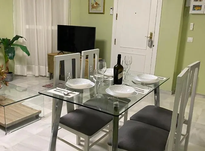 Apartamento Centrico “Los Pajaritos” Con Garaje.