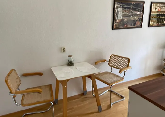 Schöne Ferienwohnung mit kostenlosem Parkplatz