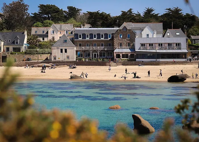 Logis Hotel Saint Guirec Et De La Plage