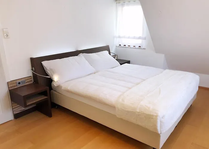 Große Wohnung mit 2 Schlafzimmern