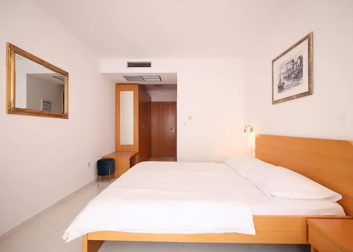 Depadansa Hotel Lucija***