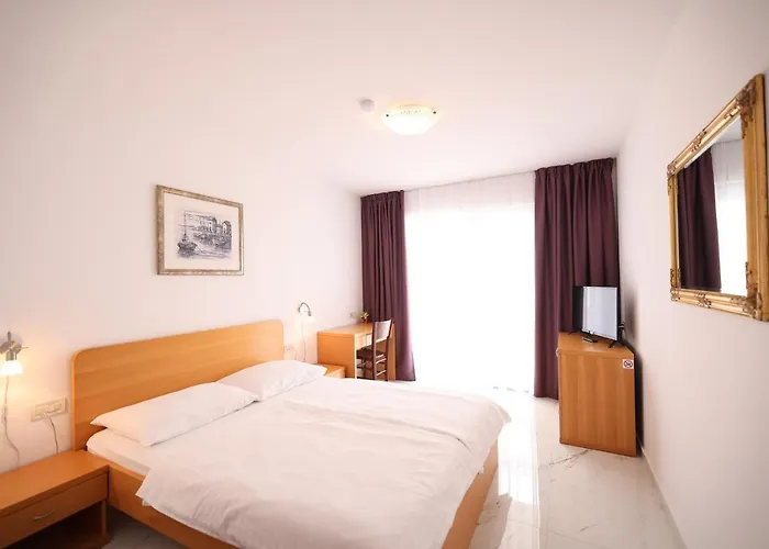 Depadansa Hotel Lucija***