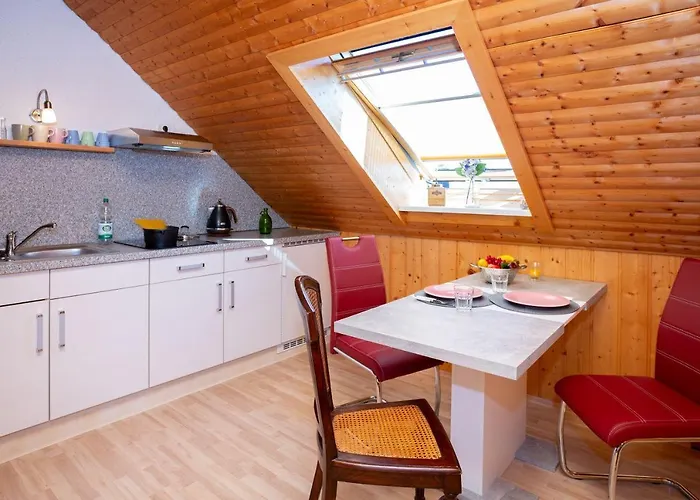 Ferienwohnung Anemone mit Bergblick