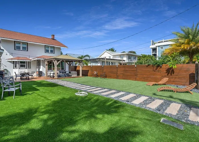 Historic Waterfront Estate With Yard & Modern Kitchen