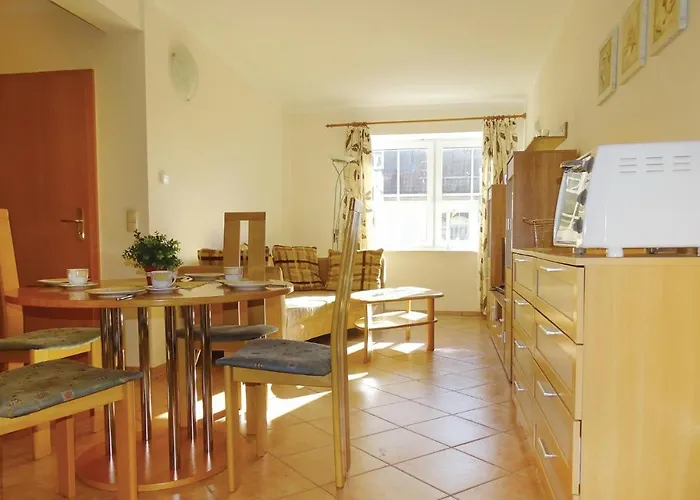 Beach Front Apartment In Insel Poelgollwitz