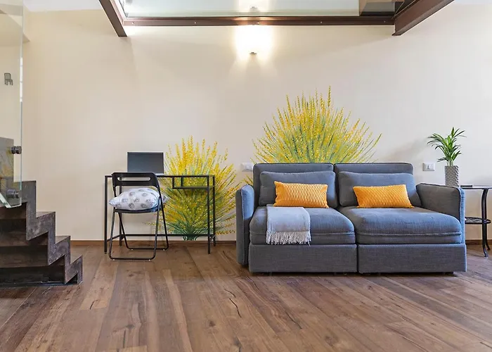 Loft Centro Storico Accesso Senza Scale "Carvajal Rooms " Due Passi Dal Duomo, Netflix Incluso