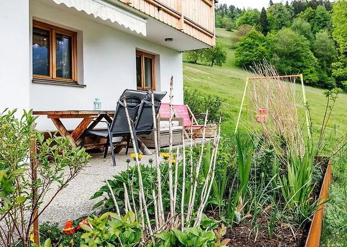 Haus grüner Wald