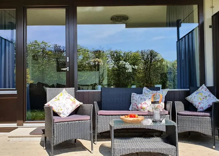 Black Forest Bergliebe Pool Terrasse Natur Ruhe Komfort