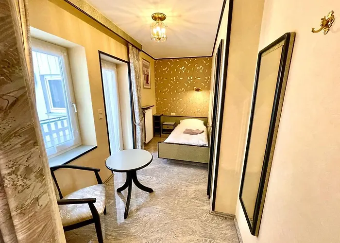 Bed & Breakfast Du Chateau - Breakfast Not Included