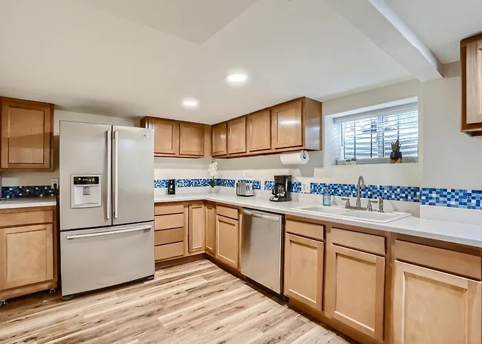 Sloans Lake Getaway - Basement Apartment Near Broncos And Downtown Denver