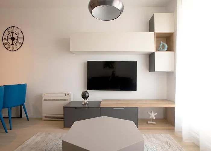 Island View Luxury Apartments