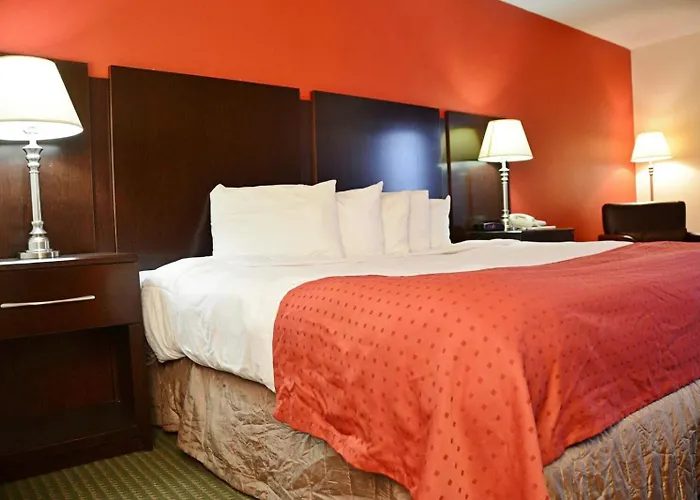 Country Hearth Inn & Suites - Kenton