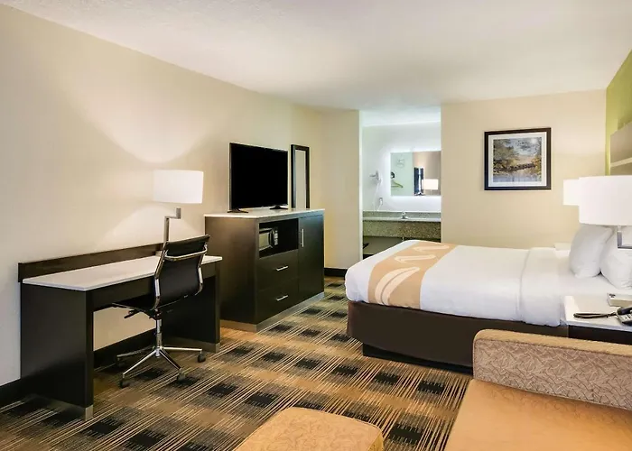 Quality Inn & Suites Mt Chalet
