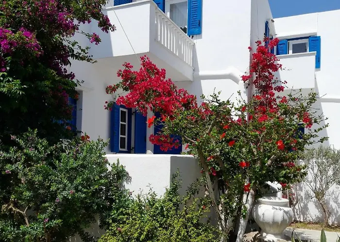 Maroulis Studios