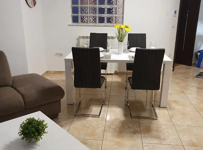 Apartma Maja, Mateja