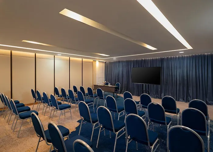 Anara Airport Hotel