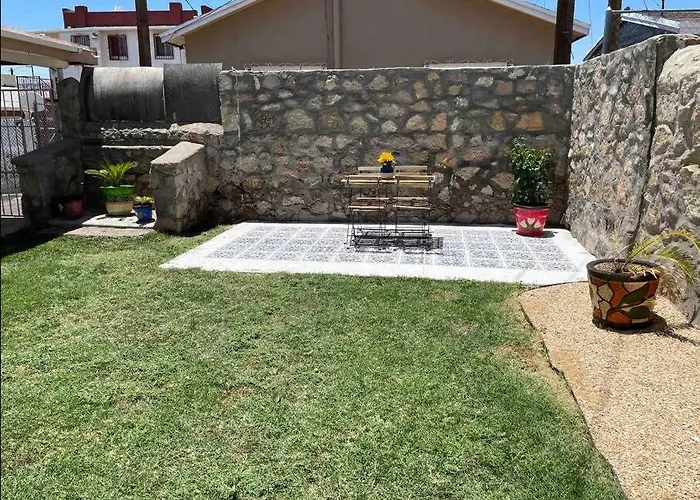 Comfortable Suite With Private Entrance & Private Bathroom