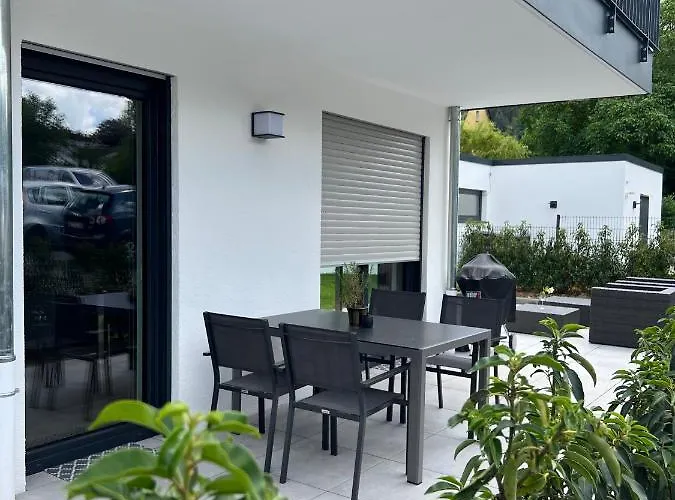Auslese 54 -Direkt am Moselufer- Gästezimmer&Ferienwohnung