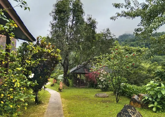 Khao Sok River & Jungle Resort