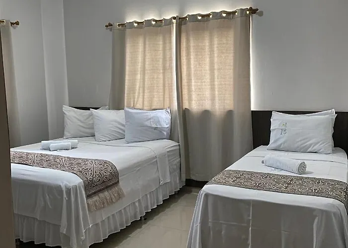 Hotel Rio Verde